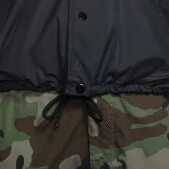 Nike SB Men’s Skate Jacket - Black/White New Arrivals 14 Nike SB Men’s Skate Jacket - Black/White New Arrivals