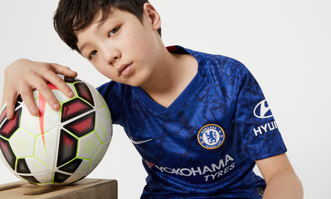 Nike Football Nike Chelsea FC 2019/20 Stadium Home Big Kids' Soccer Jersey 6 Nike Football Nike Chelsea FC 2019/20 Stadium Home Big Kids' Soccer Jersey